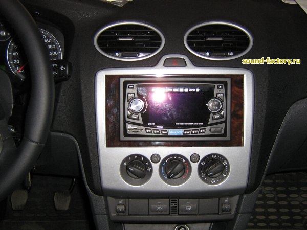 Уставновка: Автомагнитола в Ford Focus II Установка: Автомагнитола в Ford Focus II